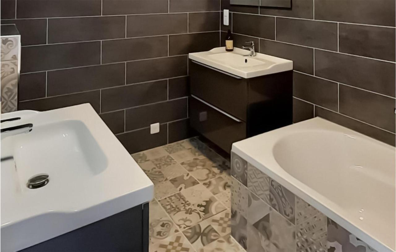 3 Bedroom Lovely Apartment In Mauleon Darmagnac Экстерьер фото